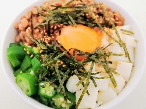 納豆・オクラ・長芋と卵のネバネバ丼